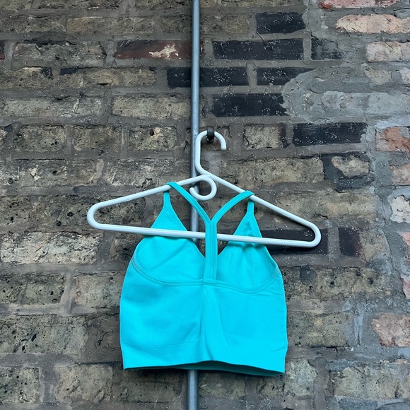 Set Active Electric Sculpt Flex Ribbed V Bra (Size M/L) - Picture 7 of 14